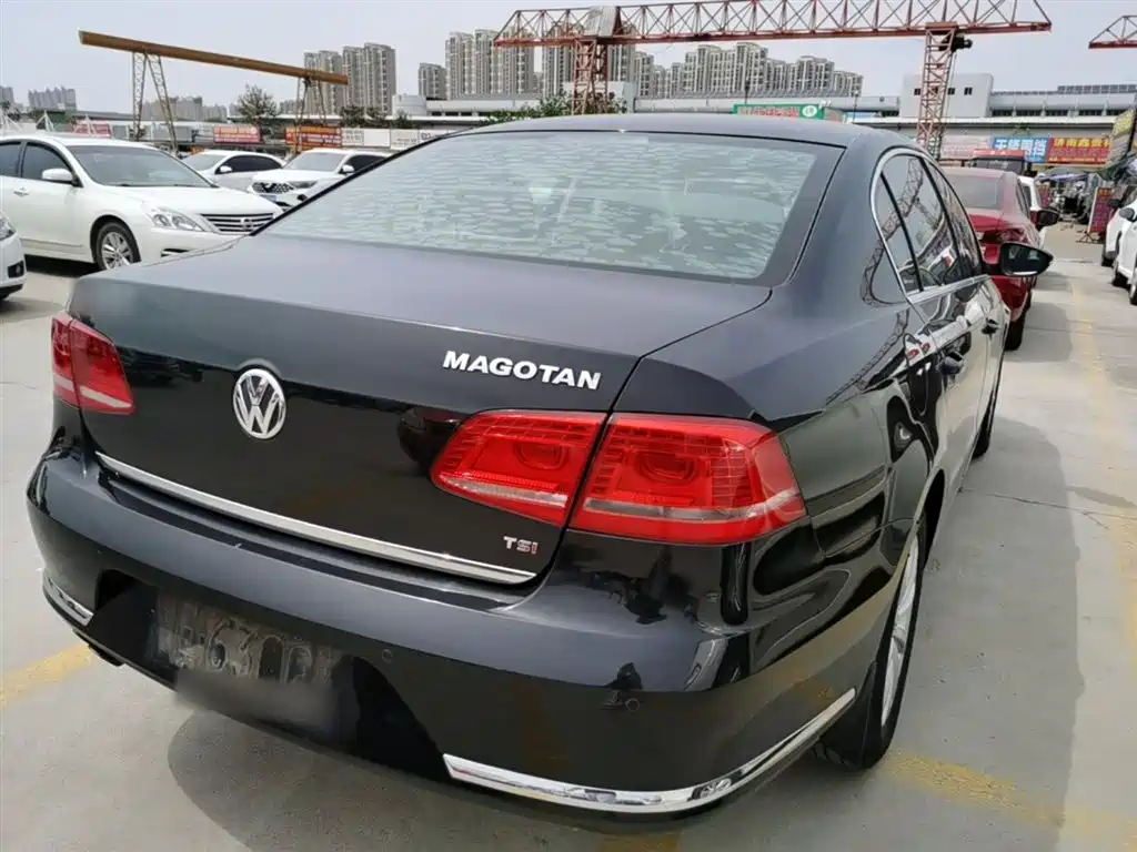 Magotan 1.8 TSI Smart Enjoyment Leading