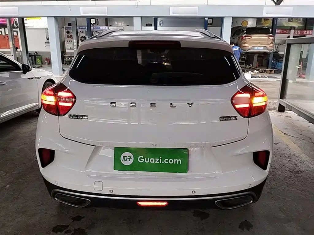 Emgrand GS 1.4 T CVT Elegant