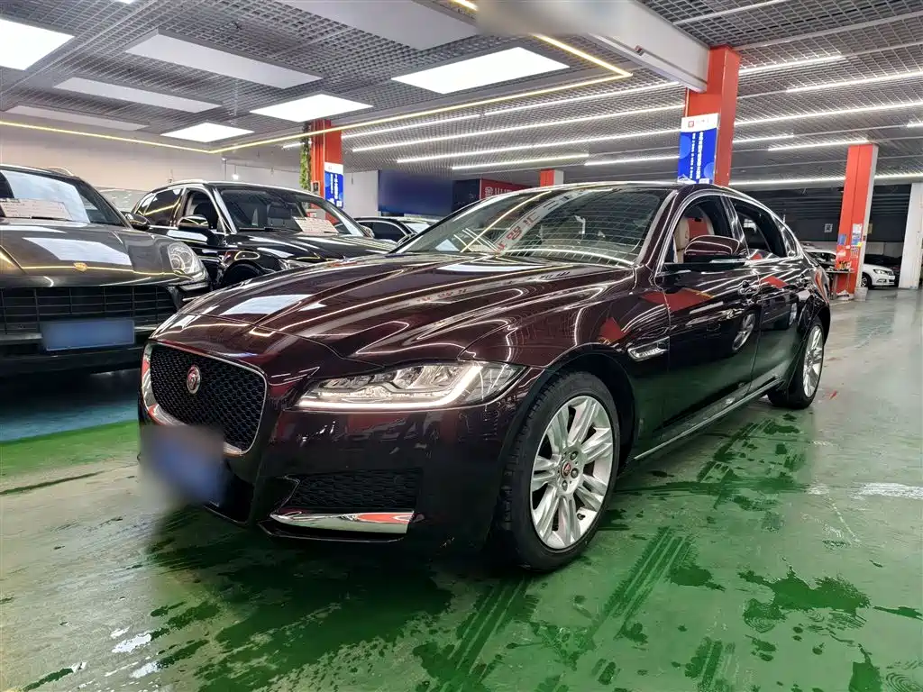 Jaguar XFL XFL 2.0 T 250 PS Luxury