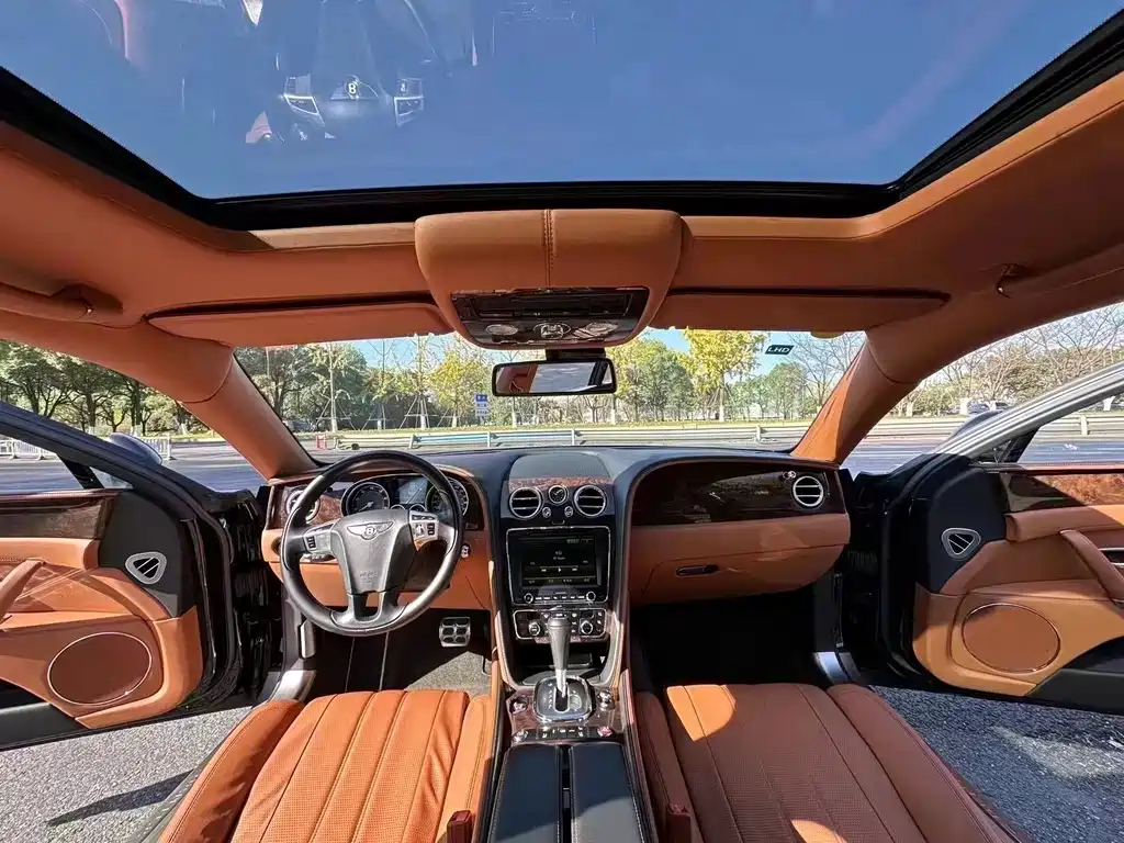 Flying Spur 4.0 T V8 Distinguished