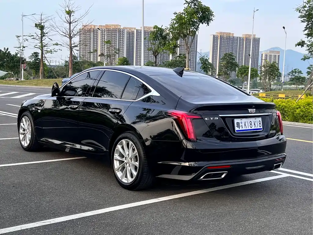 Cadillac CT5 28 T Luxury (Standard)