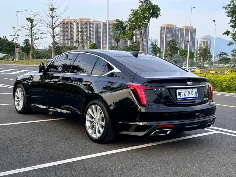 Cadillac CT5 28 T Luxury (Standard)