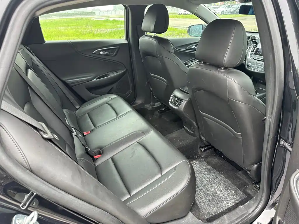 Malibu XL 535 T Auto Sharp Travel