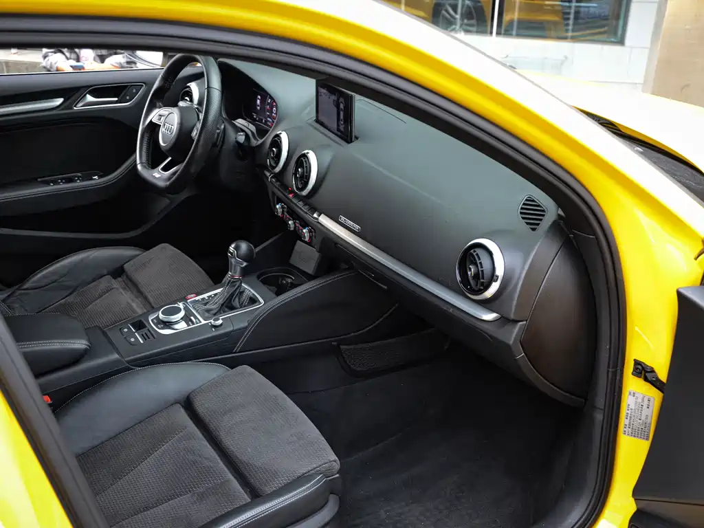Audi S3 Facelift S3 2.0 T Limousine