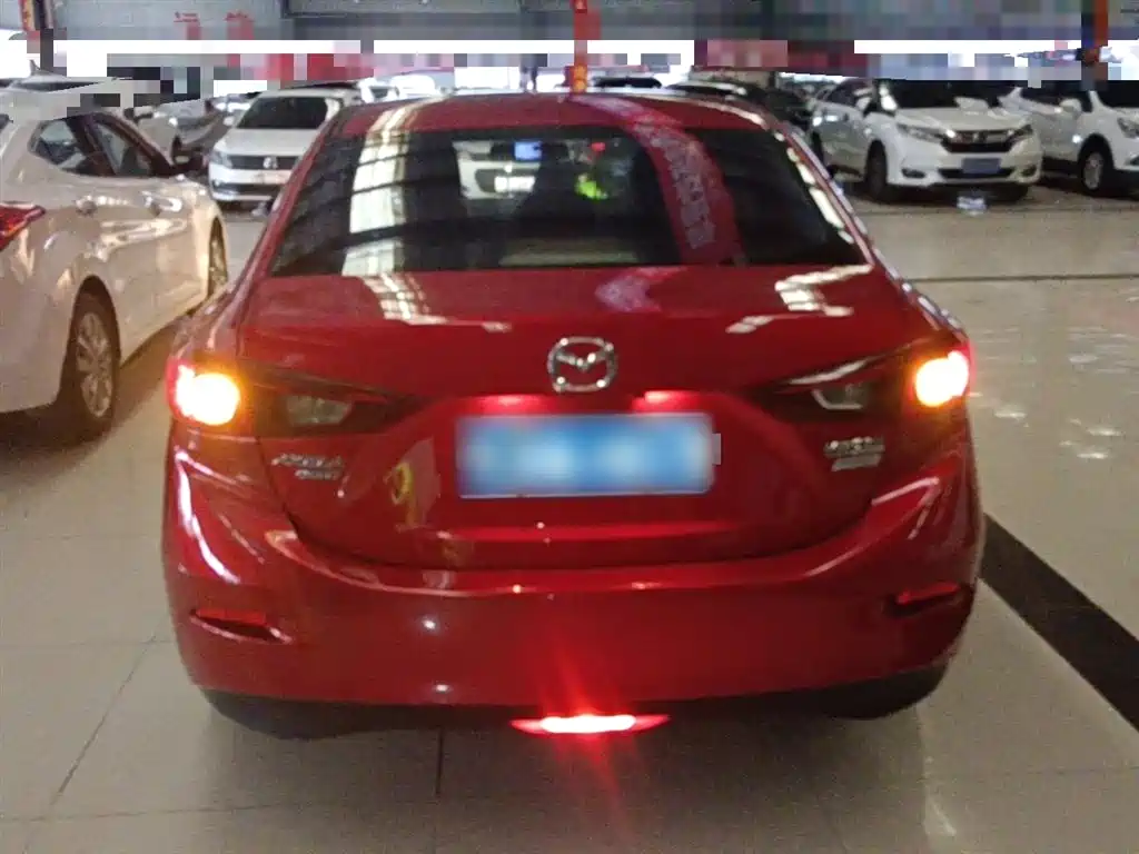 Mazda 3 Axela Sedan 1.5 L Auto Comfort CN-V
