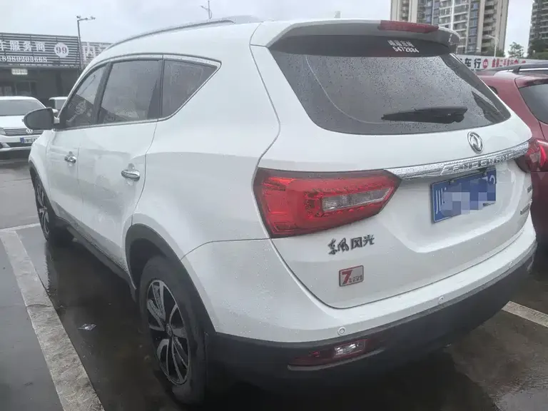 Dongfeng Fengguang 580 1.5 T Manual Luxury