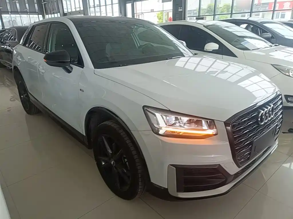 Audi Q2 L 35 TFSI Fashion Dynamic CN-VI
