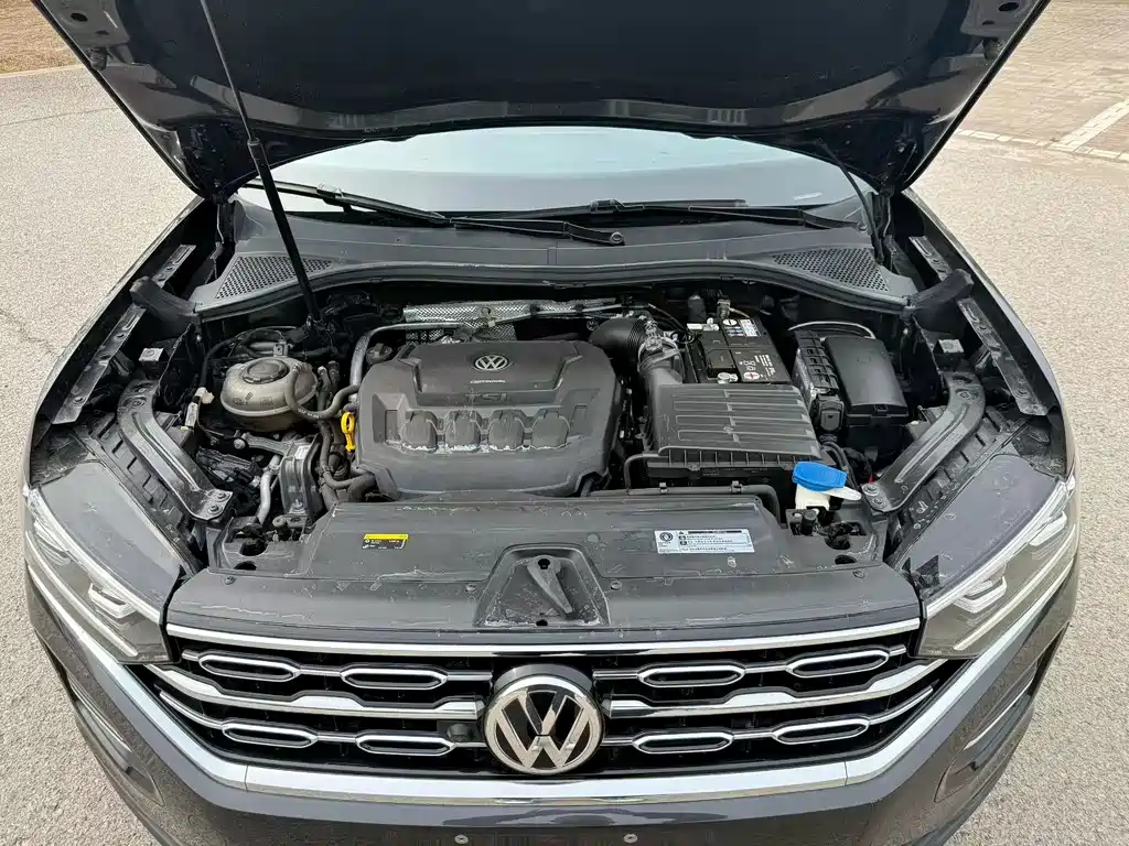 Tayron 330 TSI 2 WD Luxury CN-VI
