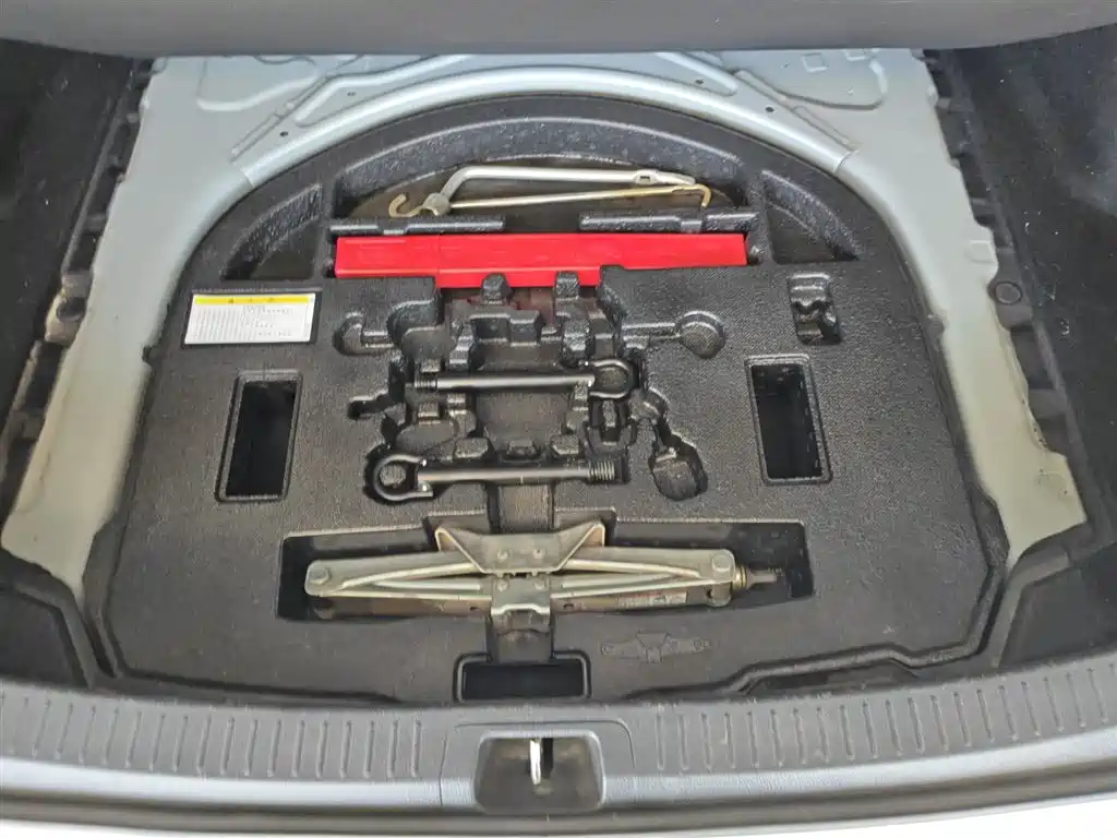 Levin 185 T CVT Luxury CN-VI