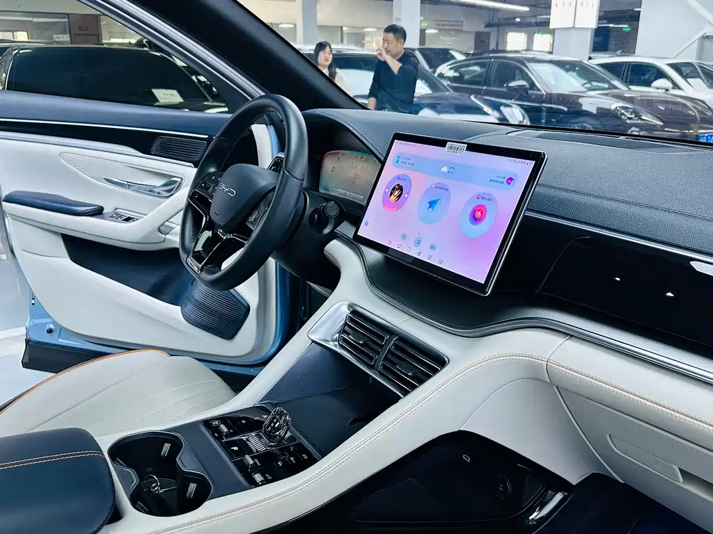 Song PLUS NEV Glory DM-i 110 km Flagship