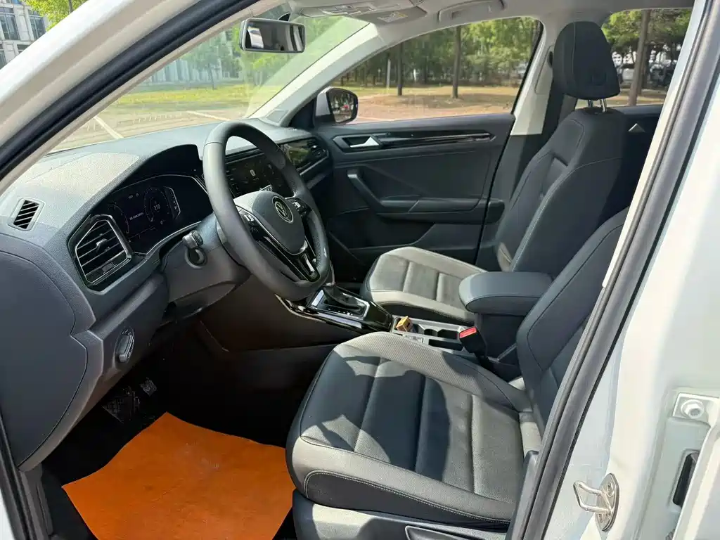 T-ROC 280 TSI DSG 2 WD Comfort Connected