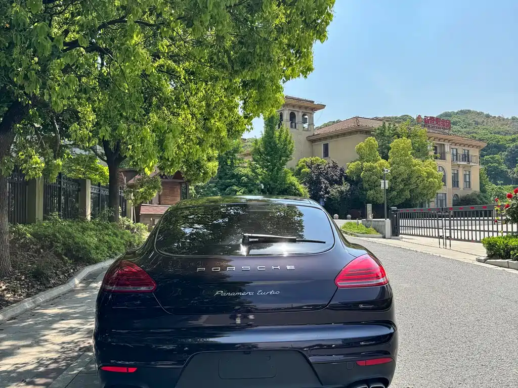 Panamera Panamera Turbo Executive 4.8 T