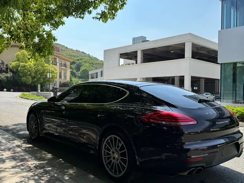 Panamera Panamera Turbo Executive 4.8 T