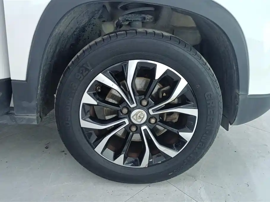 Baojun 510 宝骏510 2019款 1.5 L 手动优享型73 kW 国VI