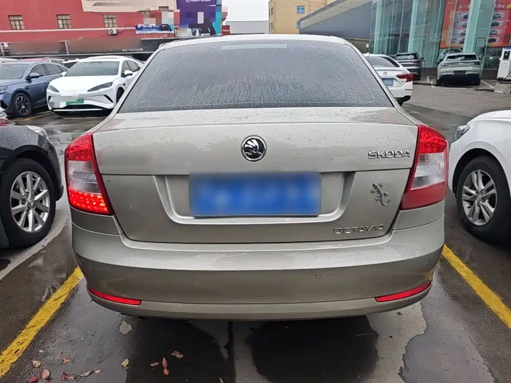 Octavia 明锐 2014款 2.0 L 自动逸杰版