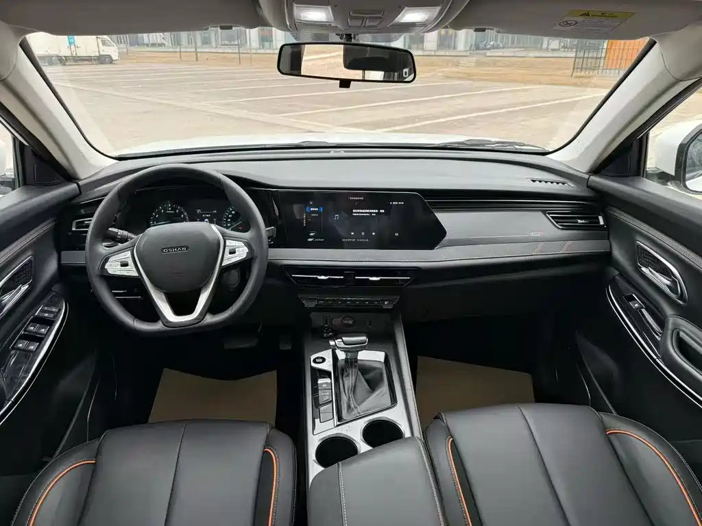 Changan Oshan X7 PLUS 1.5 T Blue Whale Auto Premium