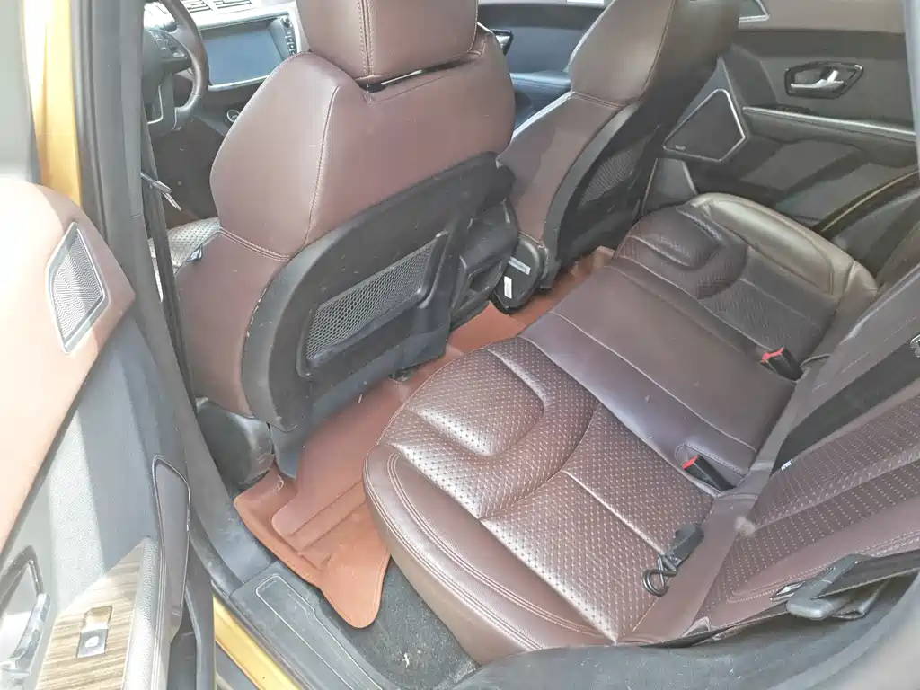 Landwind X7 2.0 T Panoramic Distinguished