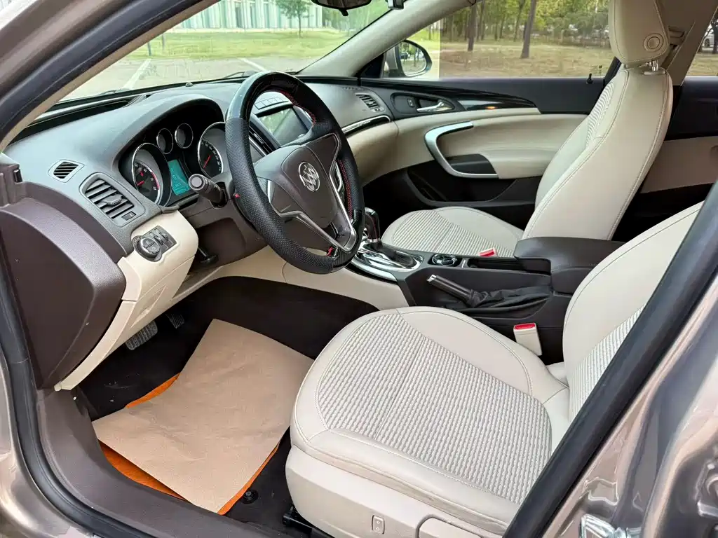 Regal 2.0 L Leading Fashion