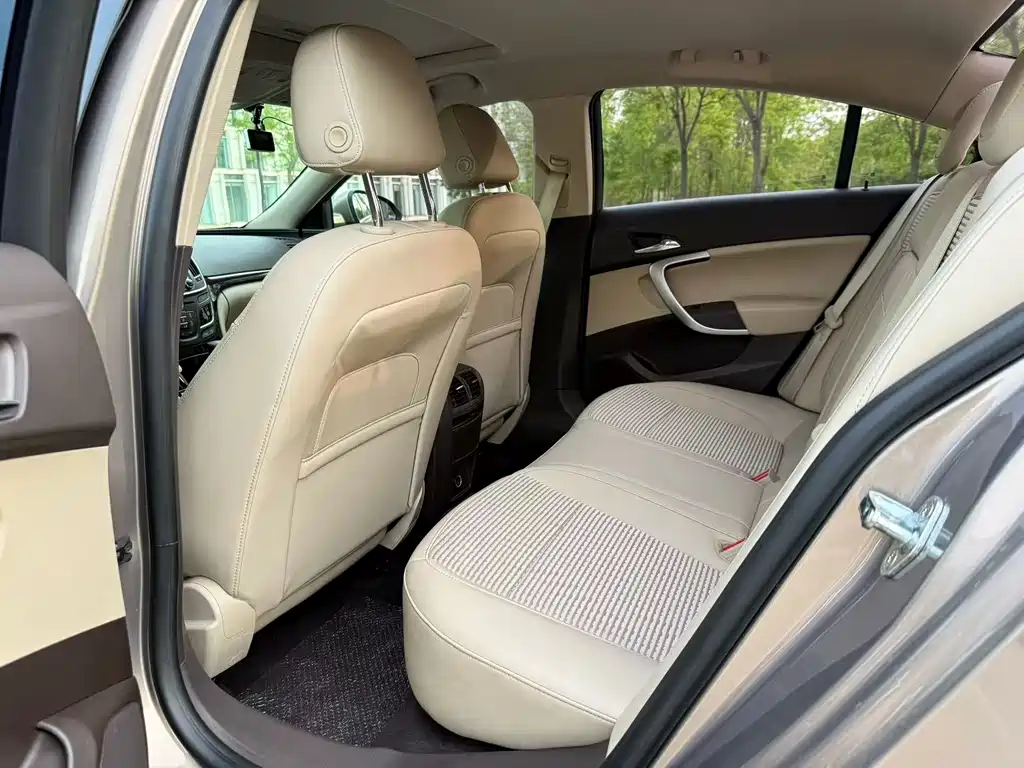 Regal 2.0 L Leading Fashion