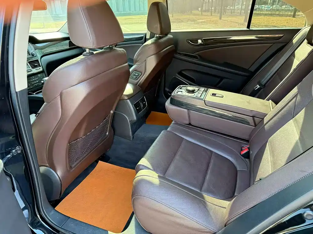 Hongqi H7 2.0 T Elite