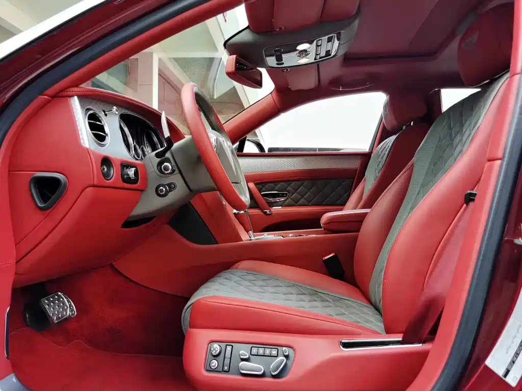 Flying Spur 4.0 T V8 S Standard