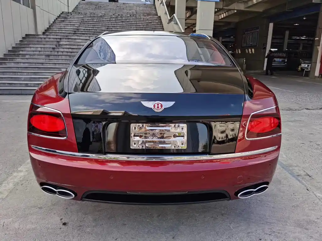 Flying Spur 4.0 T V8 S Standard