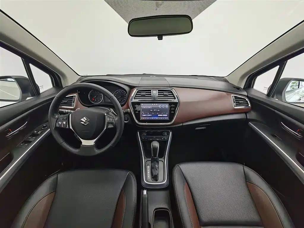 SX4 S-Cross 骁途 2017款 1.6 L CVT两驱都市进取型