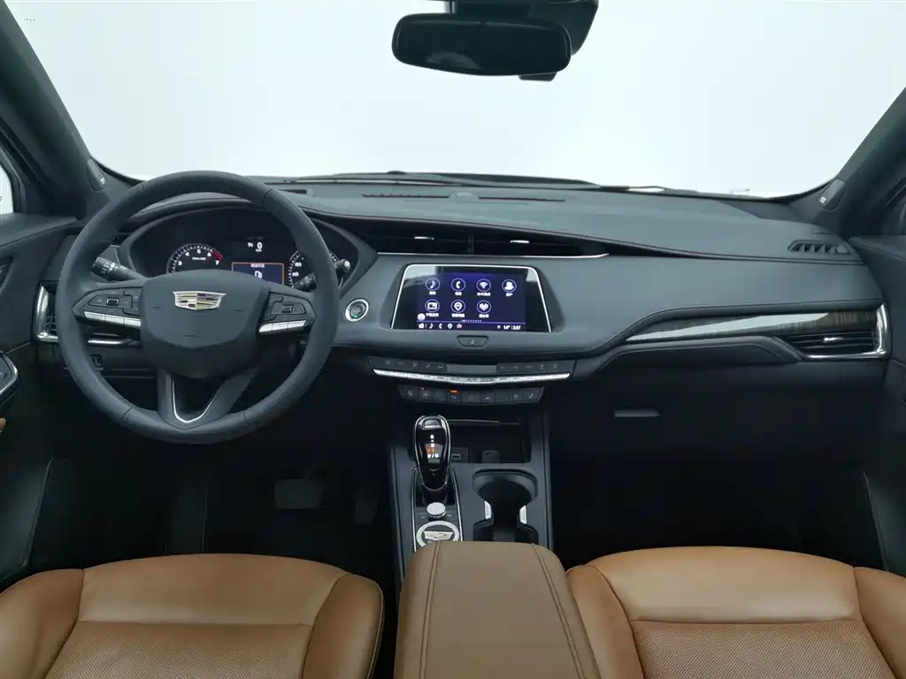 Cadillac XT4 28 T 2 WD Distinguished