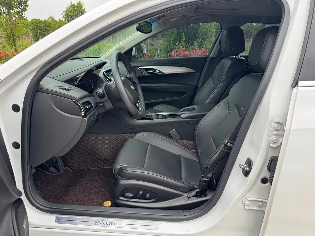 Cadillac ATS-L 28 T Fashion