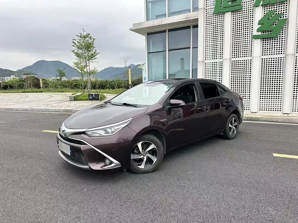 Levin Facelift Dual Engine 1.8 H GS E-CVT Elite Sunroof CN-V