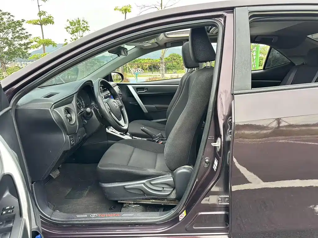 Levin Facelift Dual Engine 1.8 H GS E-CVT Elite Sunroof CN-V