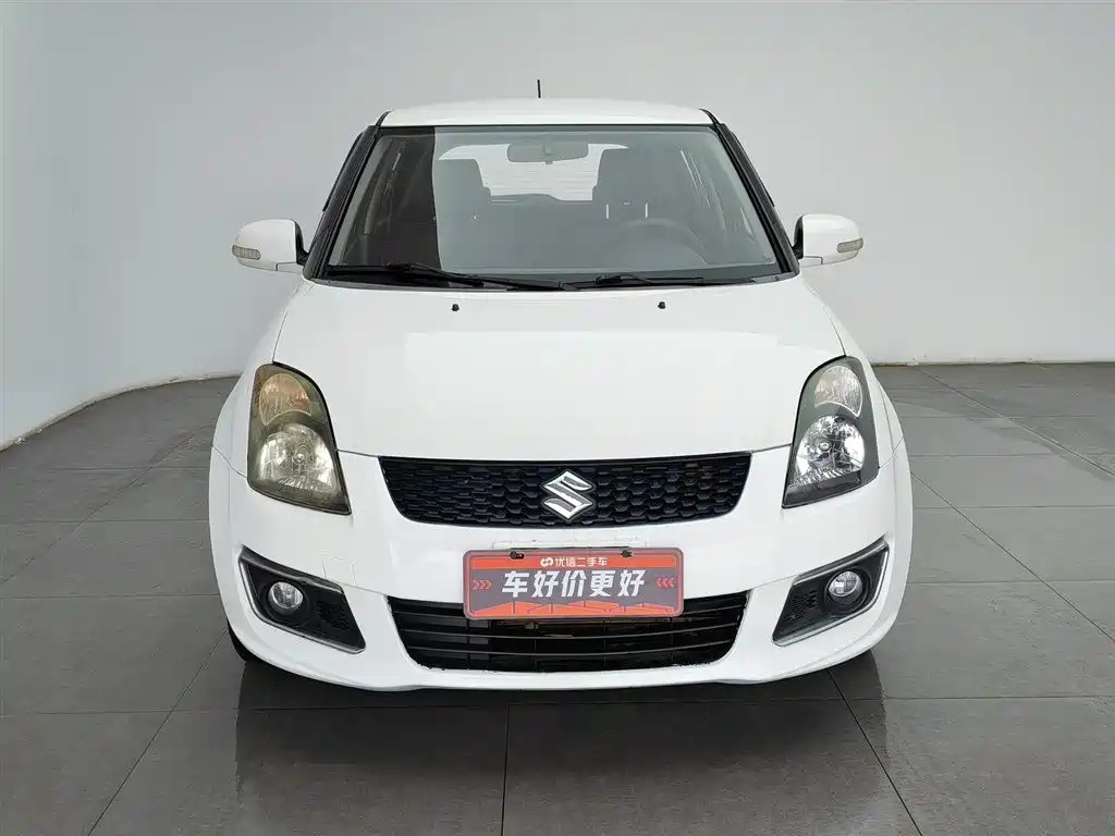Swift 1.5 L Auto Standard