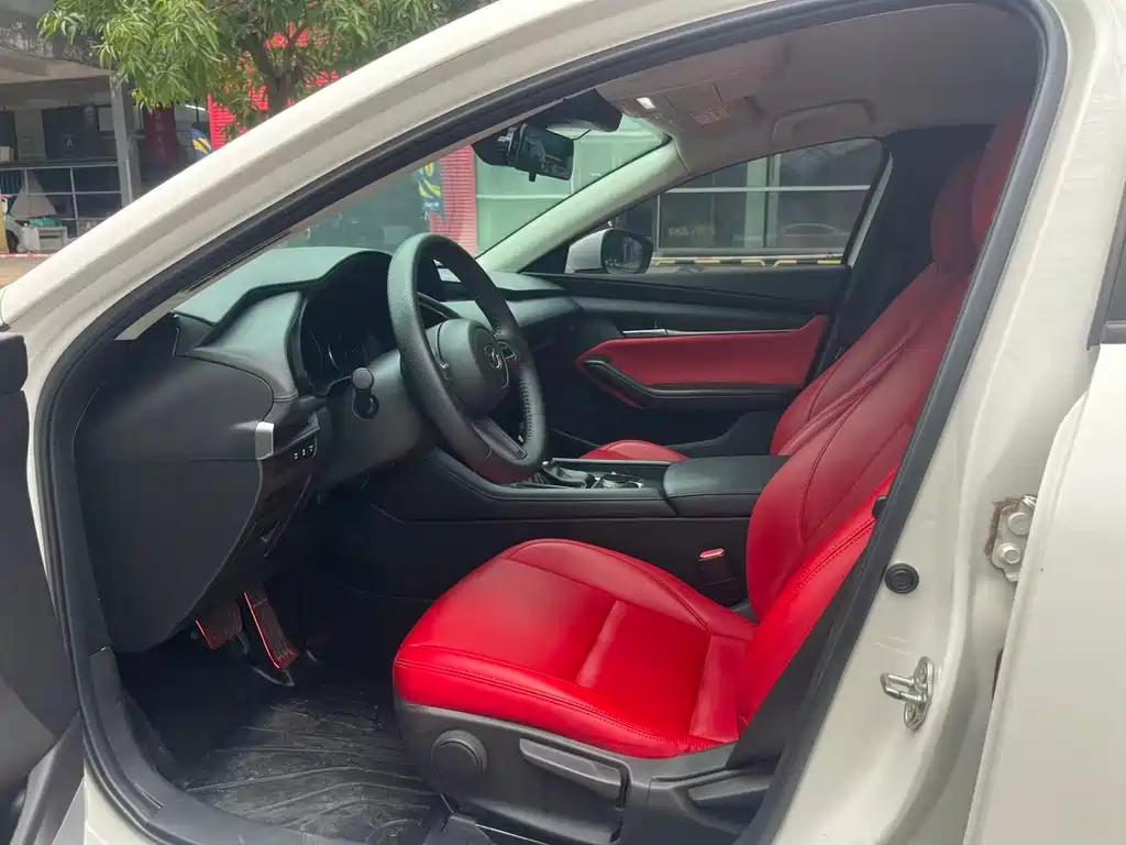 Mazda 3 Axela 2.0 L Auto Quality Engine