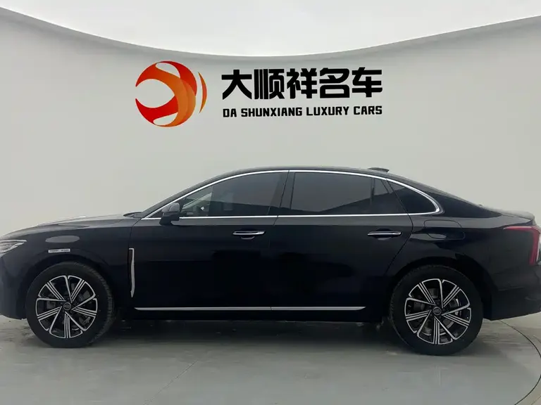 Hongqi H5 PHEV 130 Super Hybrid