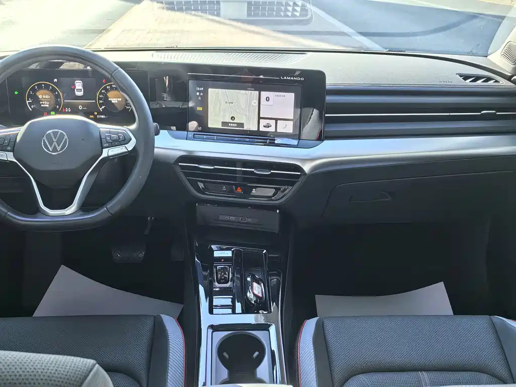 Lamando Lamando L 280 TSI DSG Dazzle Hot