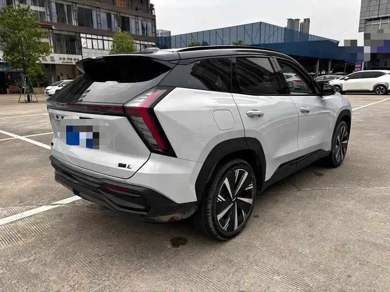 Geely Boyue L 1.5 TD DCT Flagship
