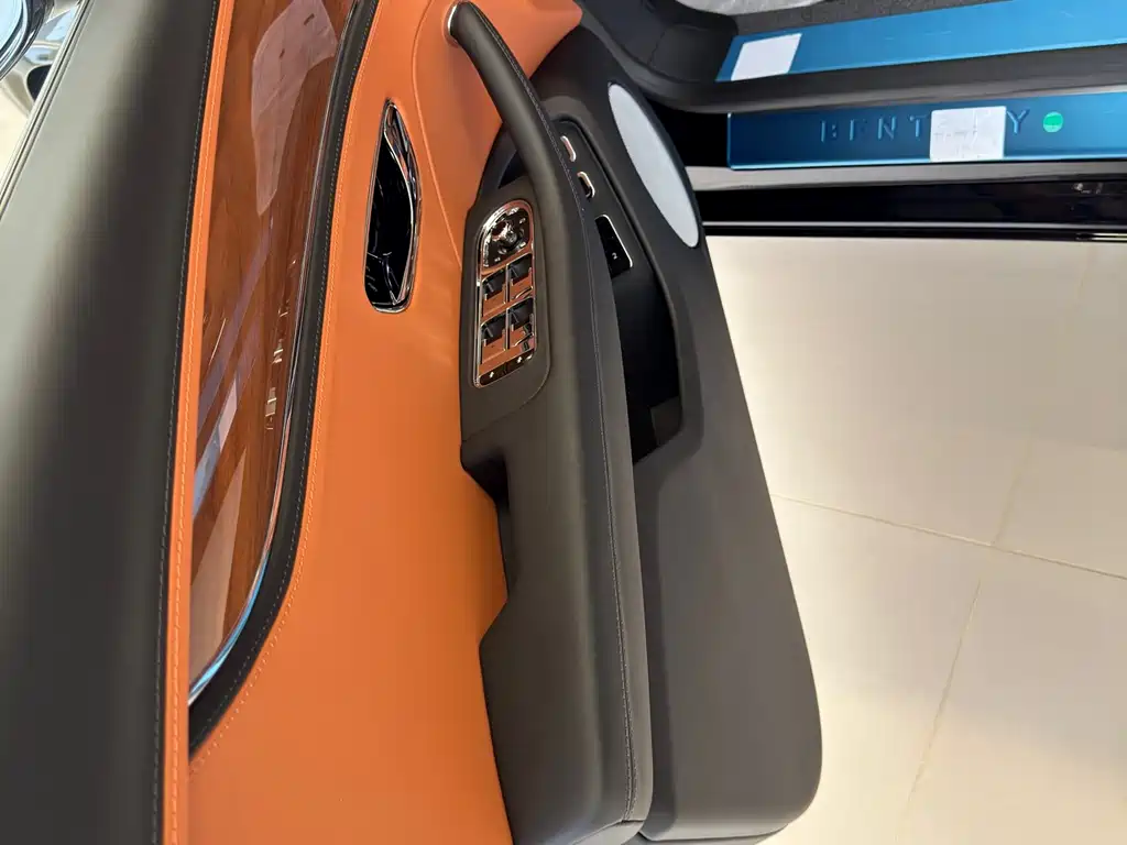 Flying Spur PHEV 4.0 T V8 Standard