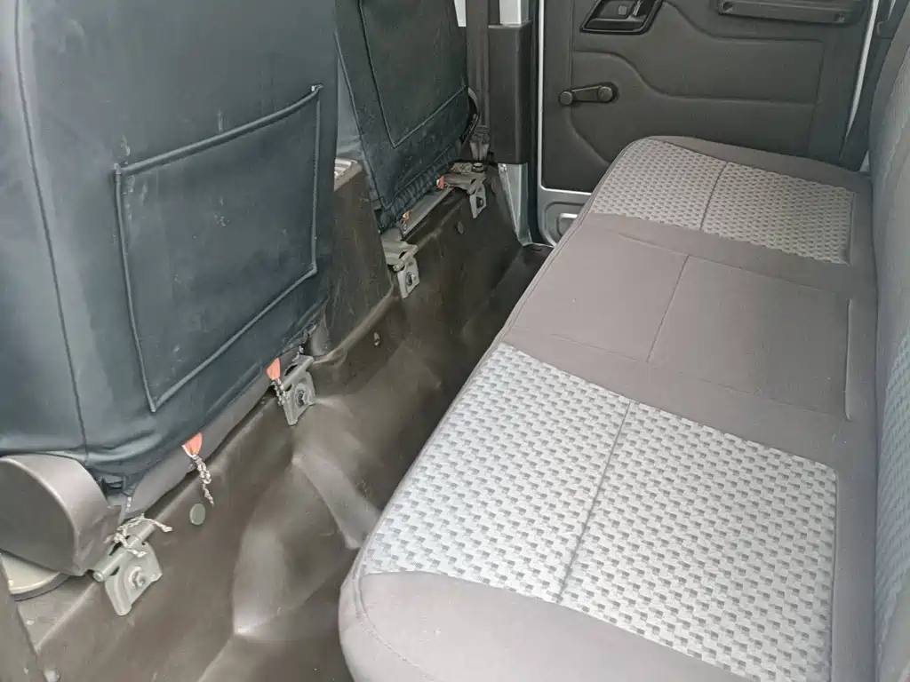 Wuling Rongguang New Truck 五菱荣光新卡 2018款 1.8 L双排LJ479 QE2