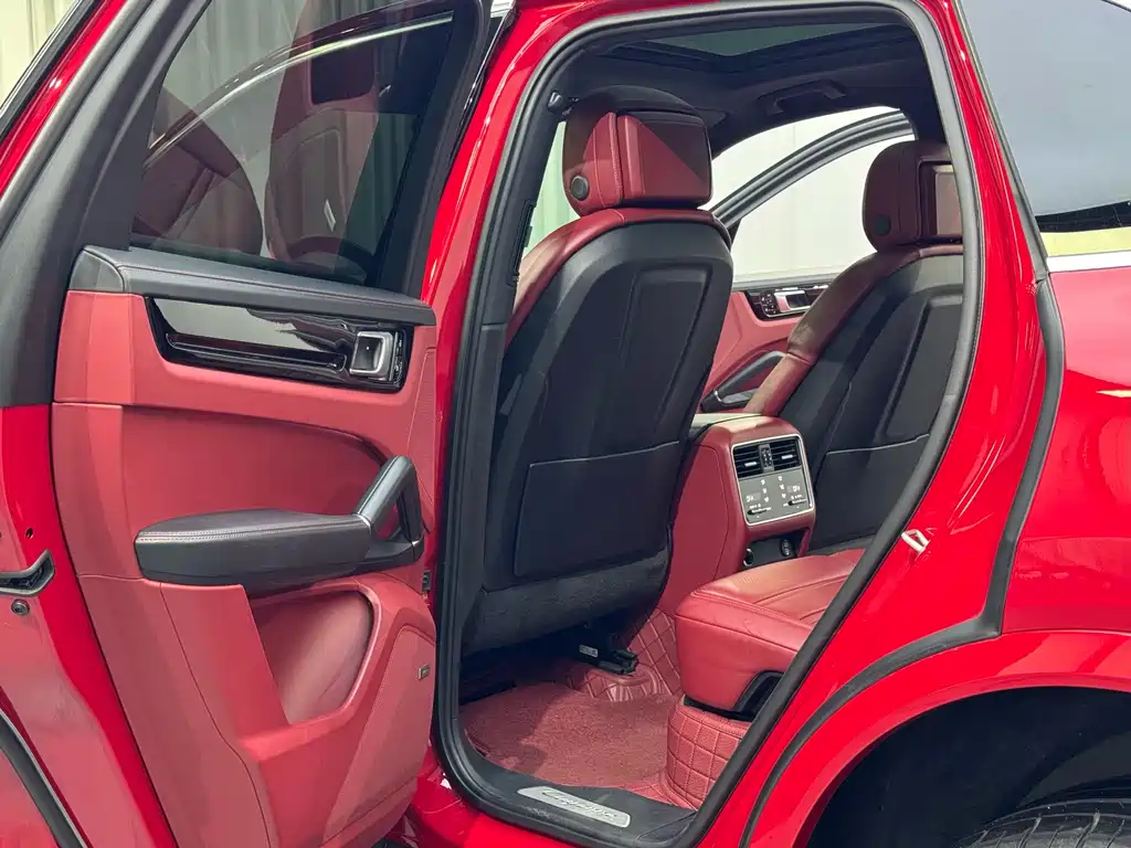 Cayenne Cayenne 3.0 T Platinum