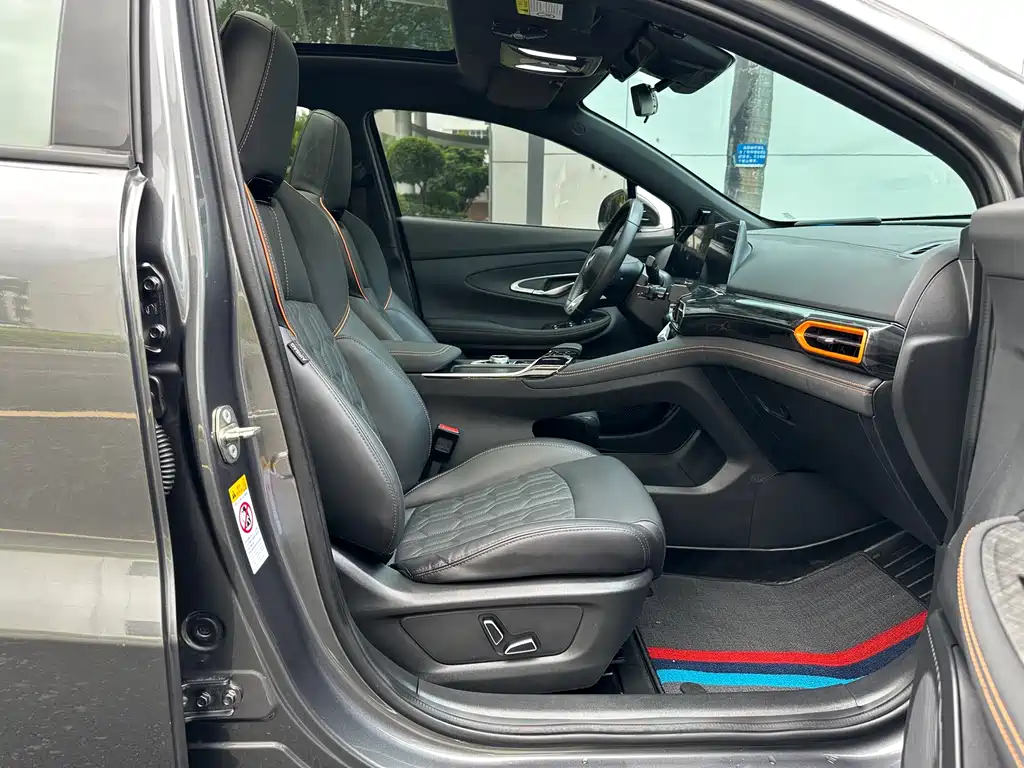 Changan UNI-T 1.5 T Flagship
