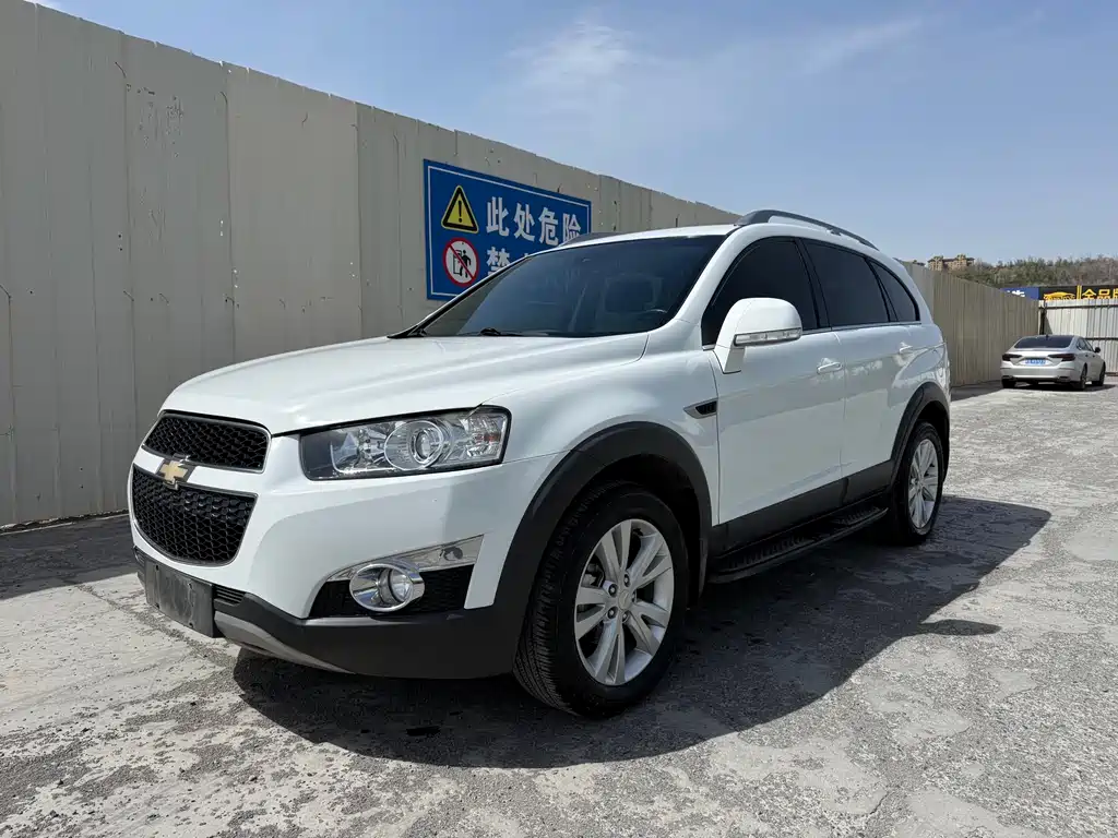 Captiva 2.4 L 4 WD Flagship 7-seat