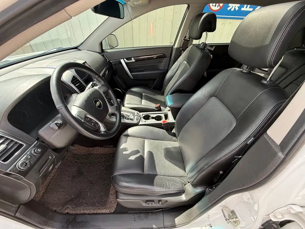 Captiva 2.4 L 4 WD Flagship 7-seat