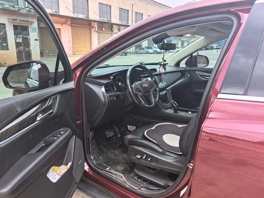 Cadillac XT5 28 T 4 WD Luxury