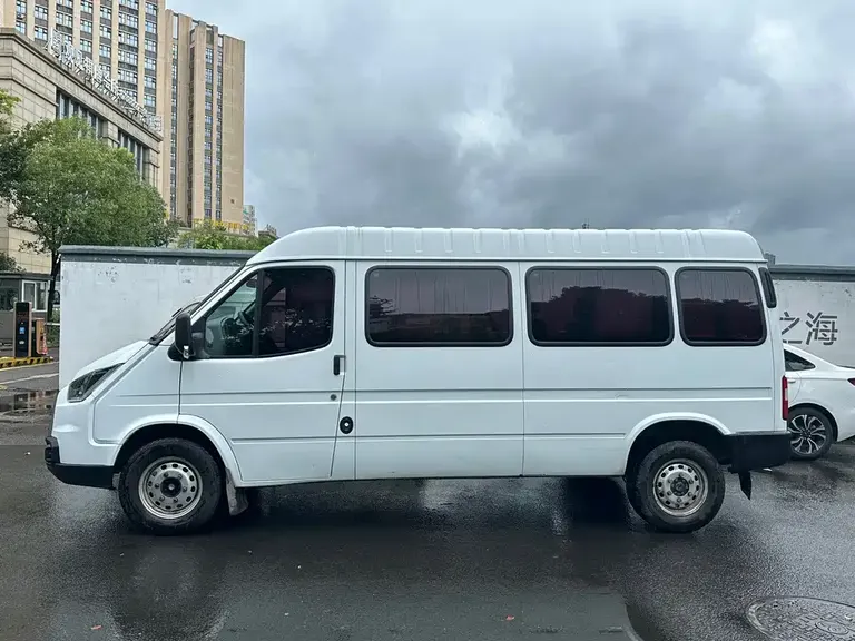JMC Transit Custom 2.8 T Commercial LWB Mid Roof 6 7 8-seatJX493