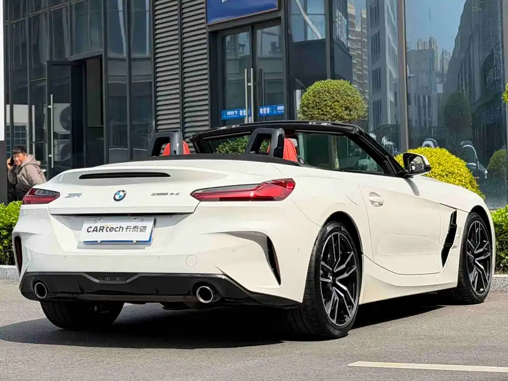 BMW Z4 sDrive 25 i M Sport Package