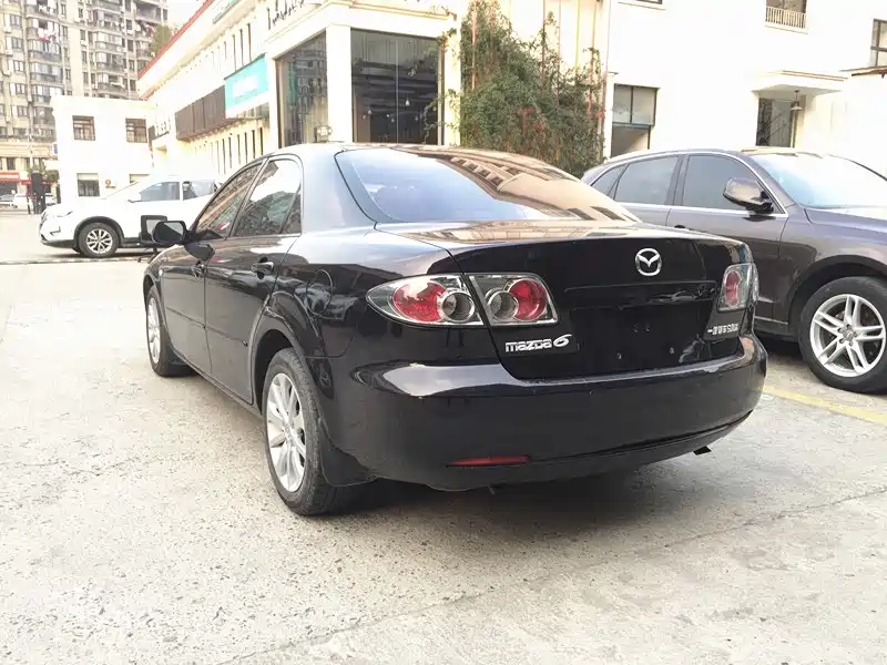 Mazda 6 2.0 L Auto Fashion