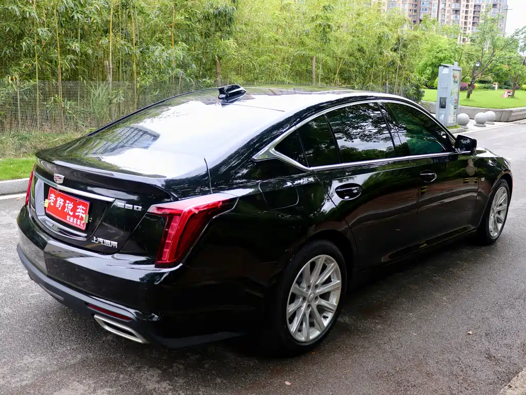 Cadillac CT5 28 T Luxury