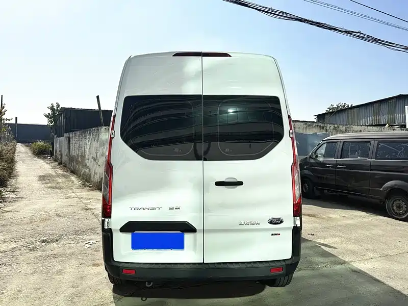 Transit 2.0 T Diesel Multi-purpose Commercial MWB Mid Roof CN-V