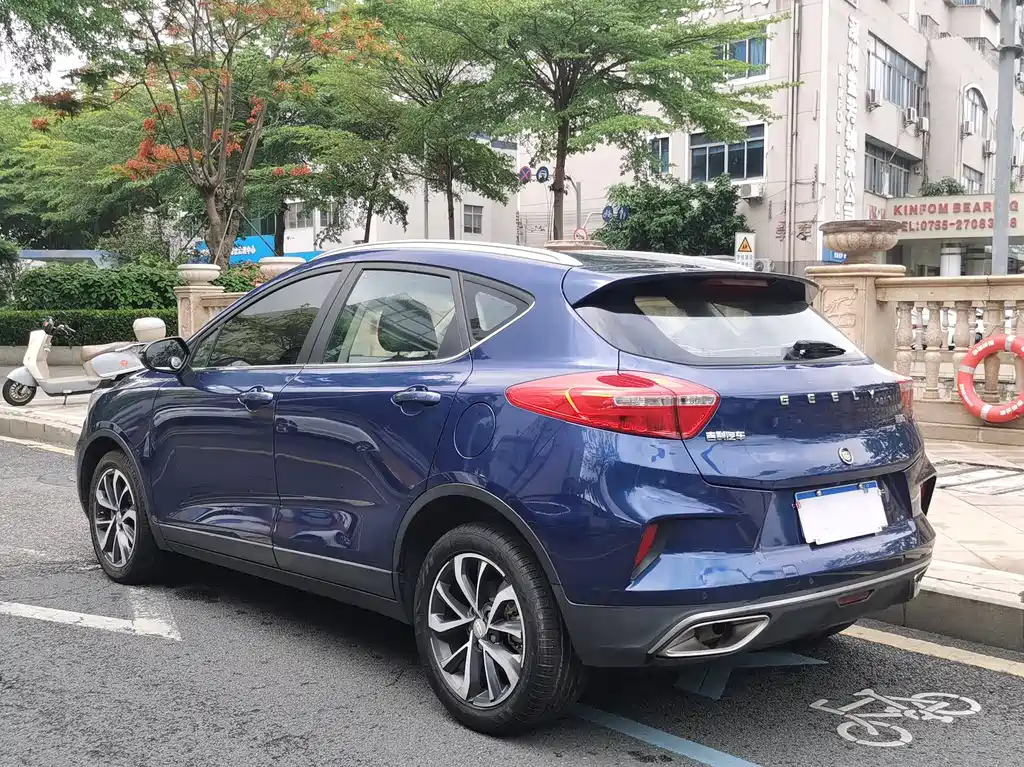 Emgrand GS 1.4 T CVT Elegant