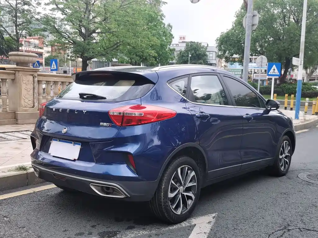 Emgrand GS 1.4 T CVT Elegant